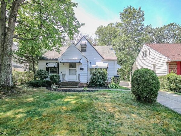 1752 Brainard Road , Lyndhurst, OH 44124
