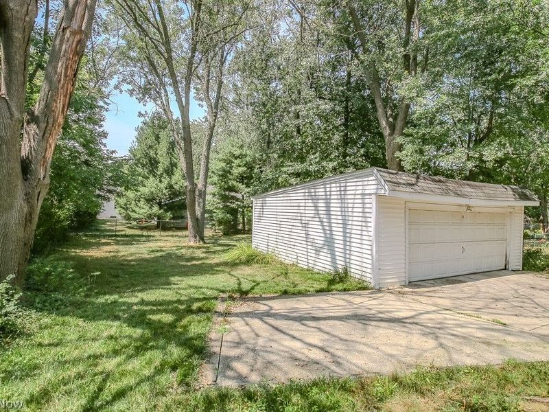 1752 Brainard Road, Lyndhurst, OH 44124 Photo 34