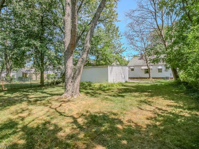 1752 Brainard Road, Lyndhurst, OH 44124 Photo 36
