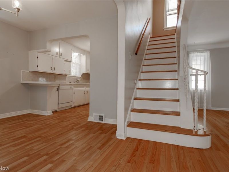 1752 Brainard Road, Lyndhurst, OH 44124 Photo 6
