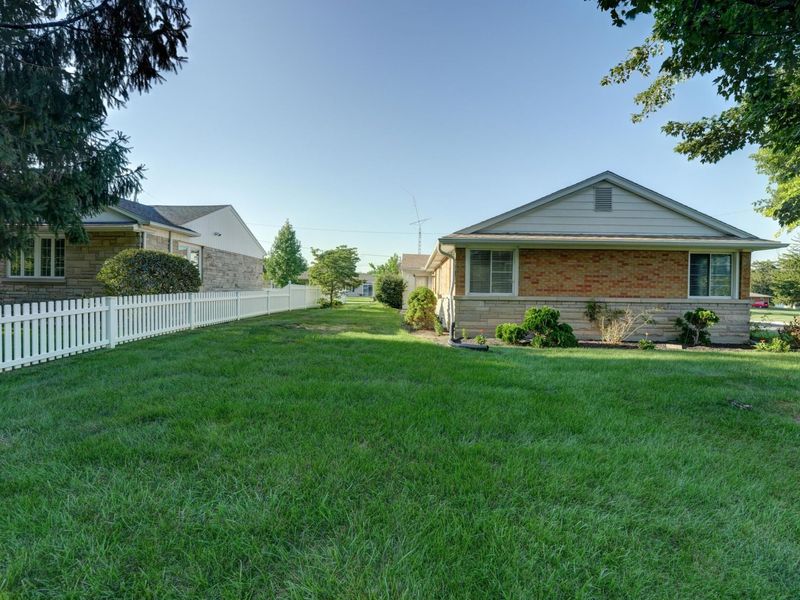 100 Avenue B , Greenville, OH 45331 Photo 5