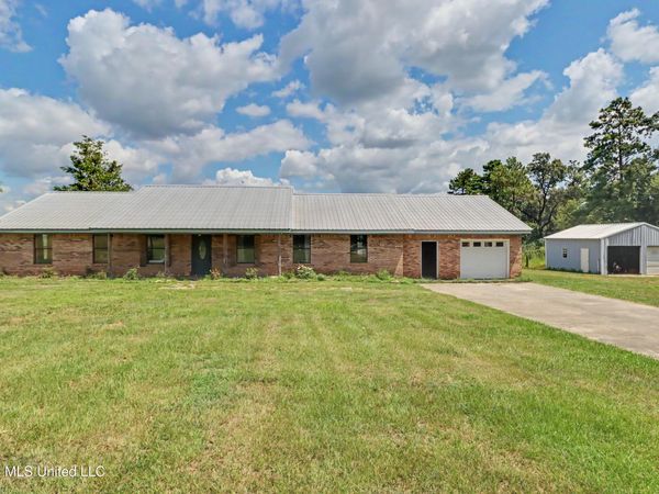 116 Levi Bryant Road, Lumberton, MS 39455