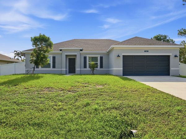 1261 SW Curry Street, Port St. Lucie, FL 34983