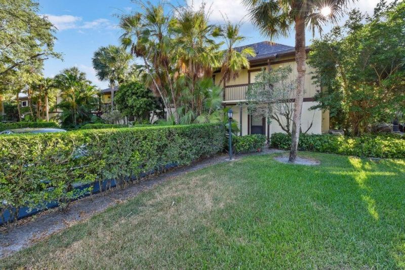 13334 Polo Club Road, Unit 231, Wellington, FL 33414 Photo