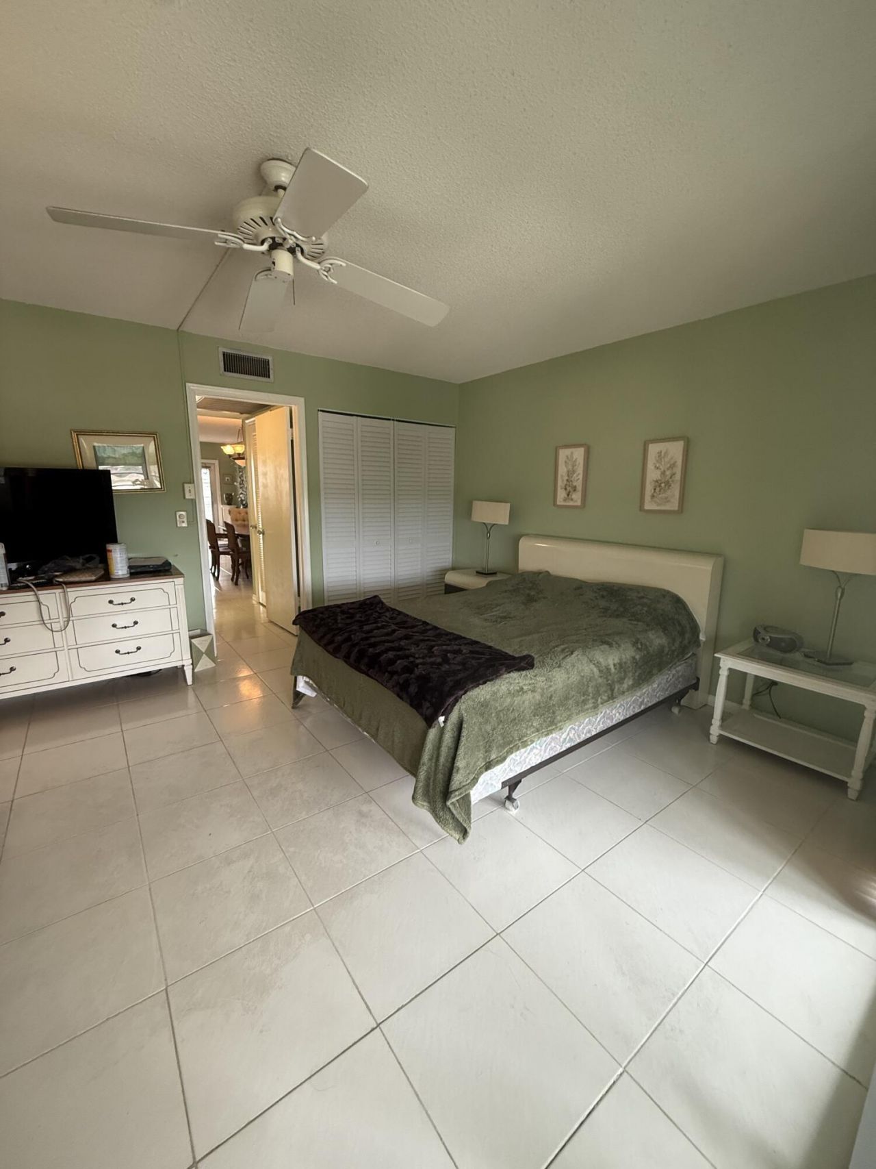 407 Greenbrier A, West Palm Beach, FL 33417 Photo