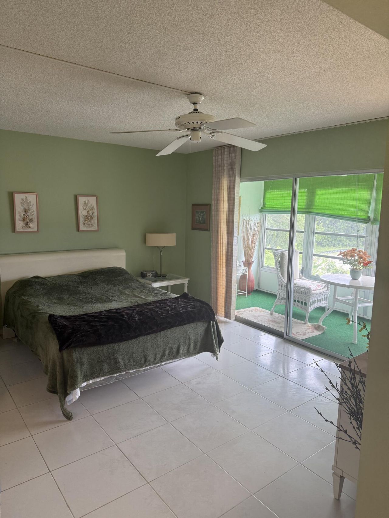 407 Greenbrier A, West Palm Beach, FL 33417 Photo