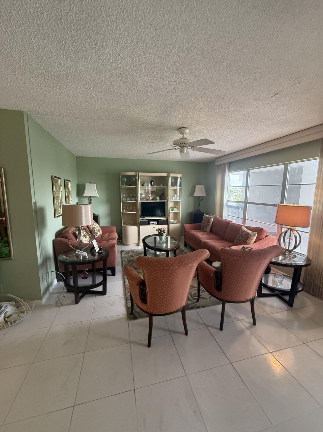 407 Greenbrier A, West Palm Beach, FL 33417 Photo