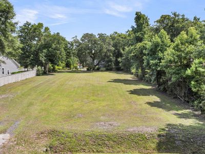 1046 Bee Hive Road, Awendaw, SC 29429