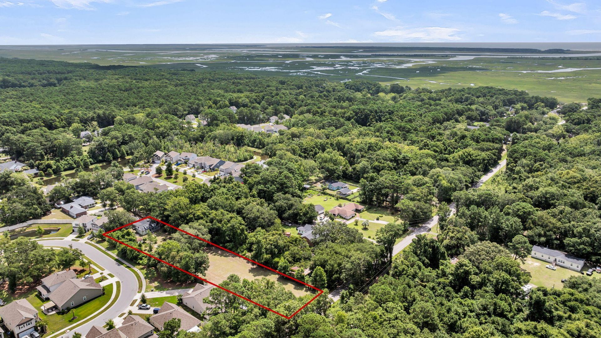 1046 Bee Hive Road Photo 4