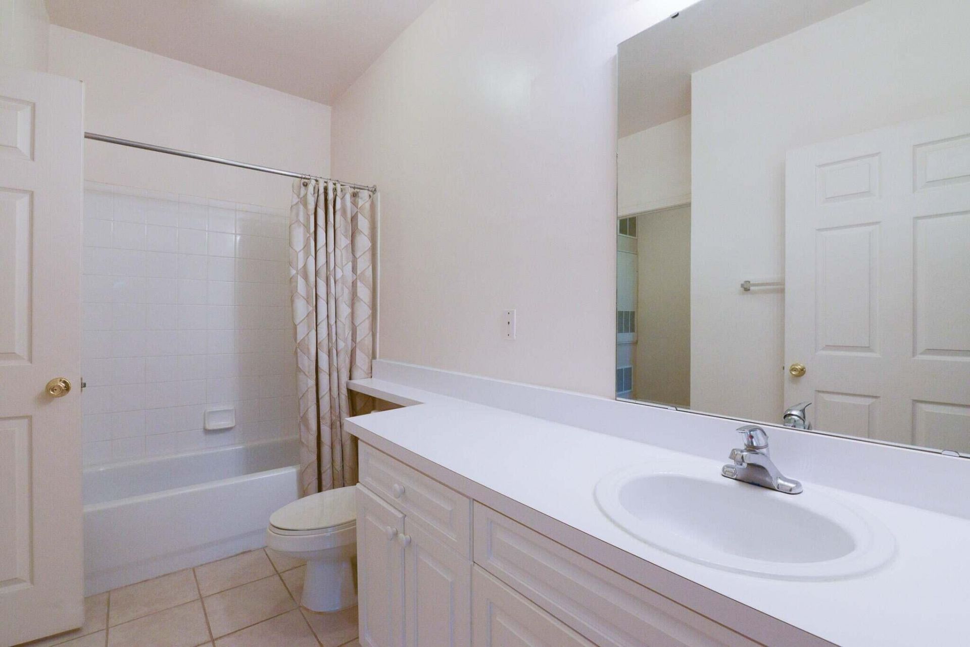 1035 Telfair Way Photo 15