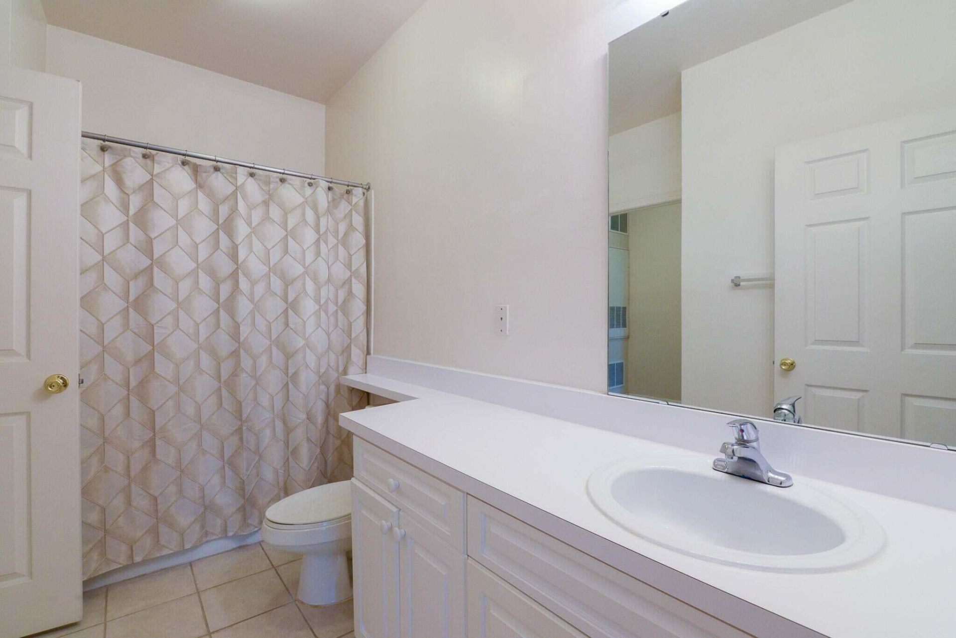 1035 Telfair Way Photo 16