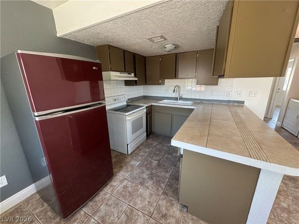 2044 Harvard Street, Unit B, North Las Vegas, NV 89030