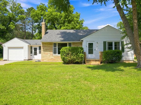 129 S Morningside Drive , Le Sueur, MN 56058