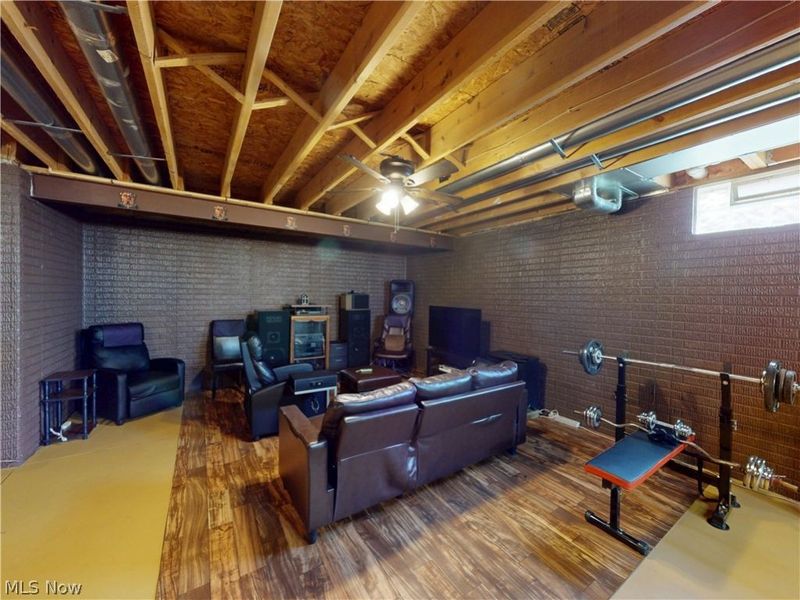 2147 Tucks Track Drive, Cleveland, OH 44102 Photo 23