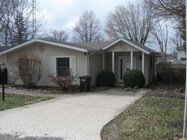 7140s 160e Wolcottville Lane, Wolcottville, IN 46795