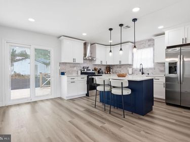 1230 HALL AVENUE, ABINGTON, PA 19001