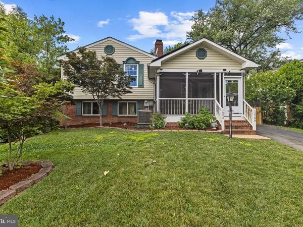 1506 HYLTON AVENUE, WOODBRIDGE, VA 22191