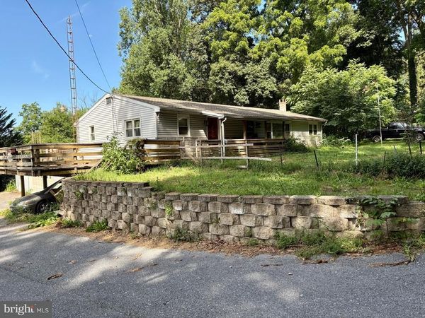 5536 BOSSLER ROAD , ELIZABETHTOWN, PA 17022