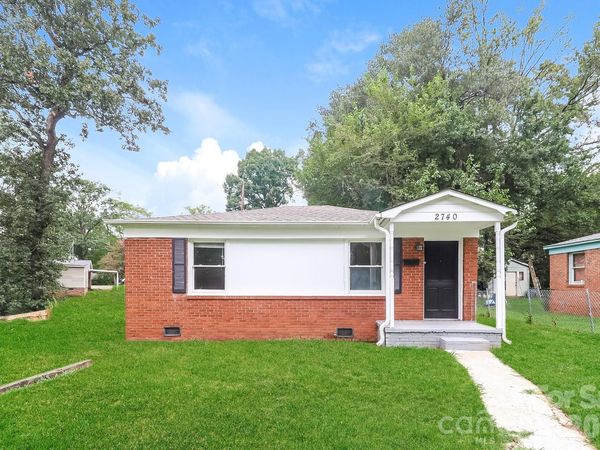 2740 Remington Street, Charlotte, NC 28216