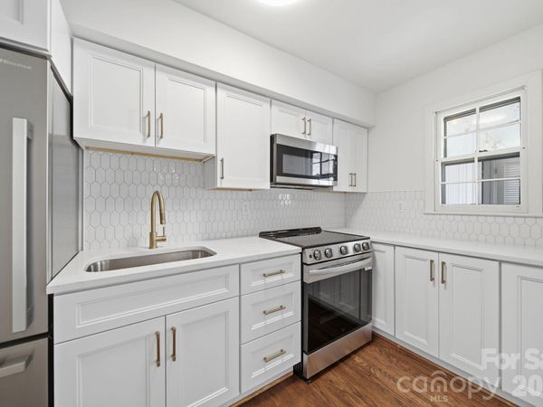 920 Mcalway Road, Unit F, Charlotte, NC 28211