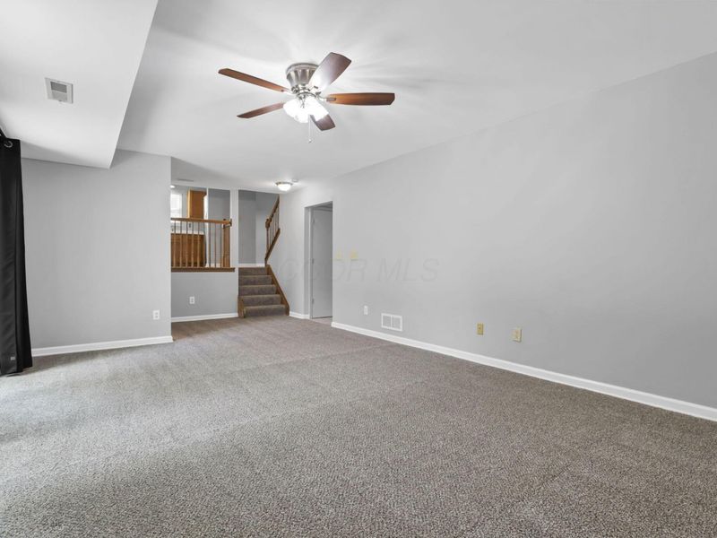 933 Briaro Street, Reynoldsburg, OH 43068 Photo 8