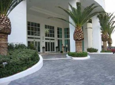 951 Brickell Ave , Unit 409, Miami, FL 33131 Photo