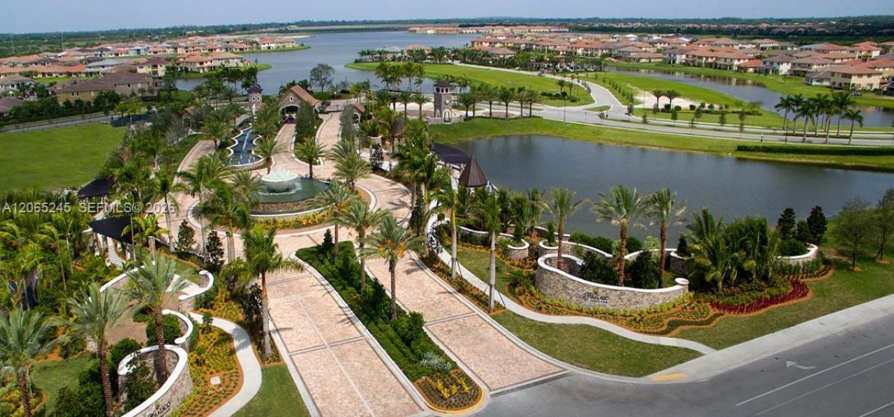 8444 Lakeview Trl, Parkland, FL 33076 Photo
