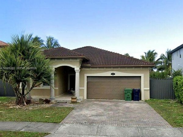 1458 SW 150th Ave, Miami, FL 33194