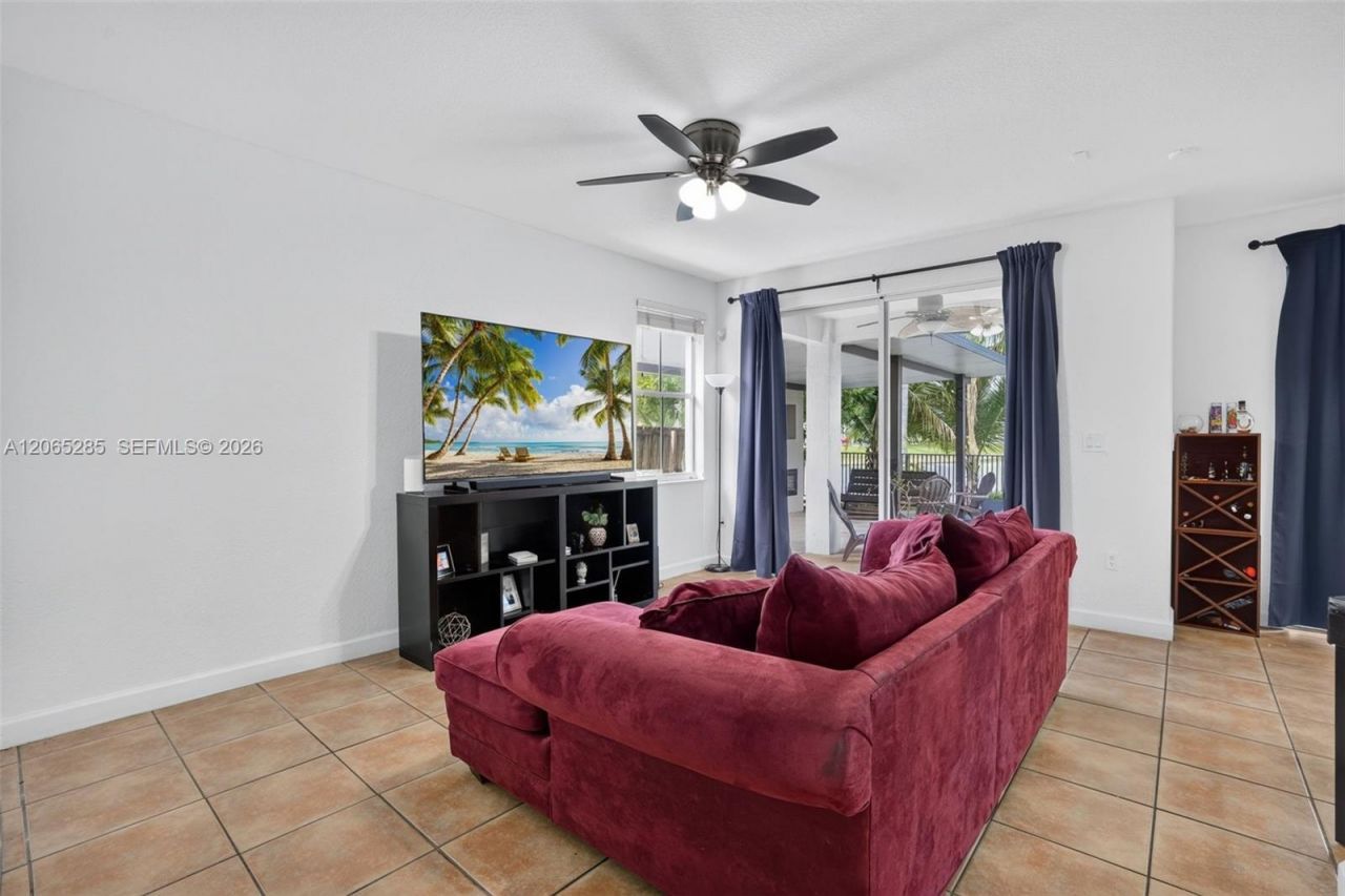 1458 SW 150th Ave, Miami, FL 33194 Photo