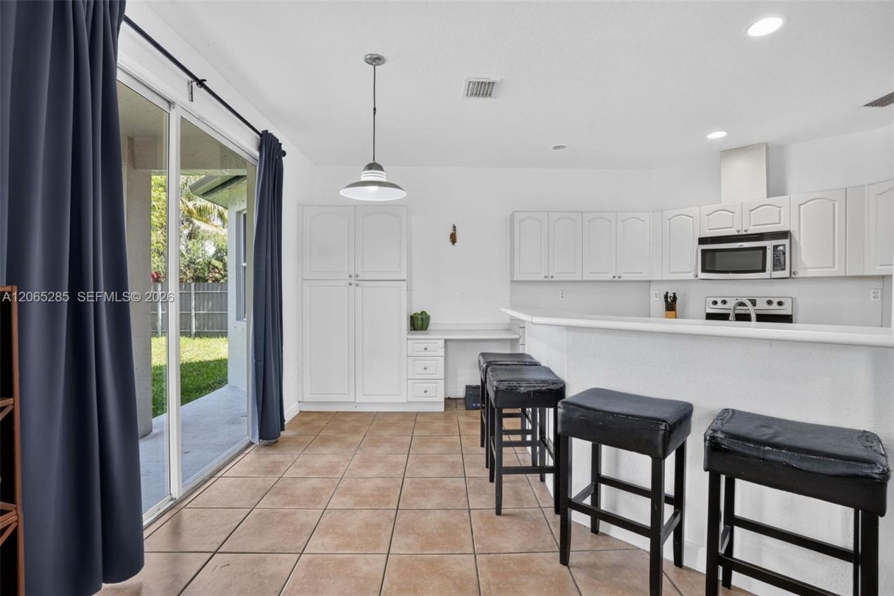 1458 SW 150th Ave, Miami, FL 33194 Photo