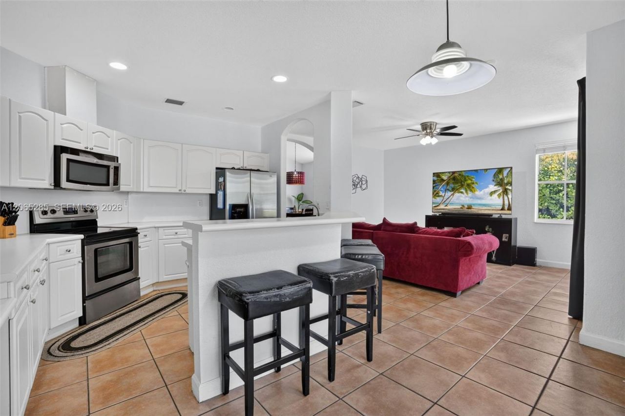 1458 SW 150th Ave, Miami, FL 33194 Photo