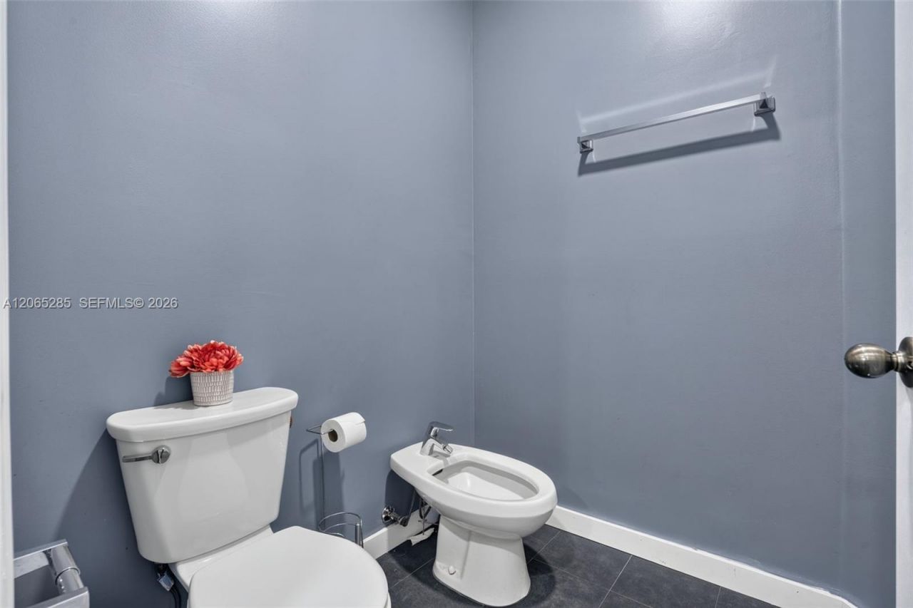 1458 SW 150th Ave, Miami, FL 33194 Photo