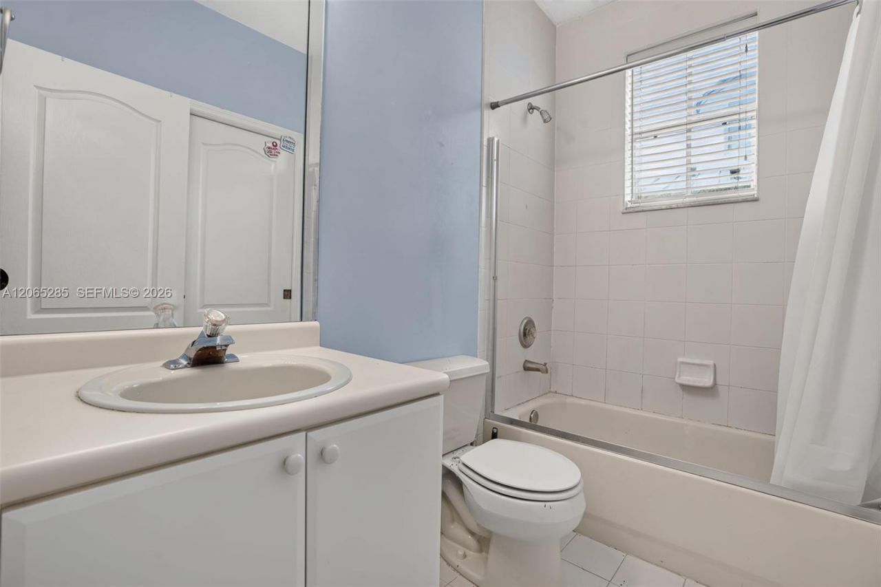 1458 SW 150th Ave, Miami, FL 33194 Photo