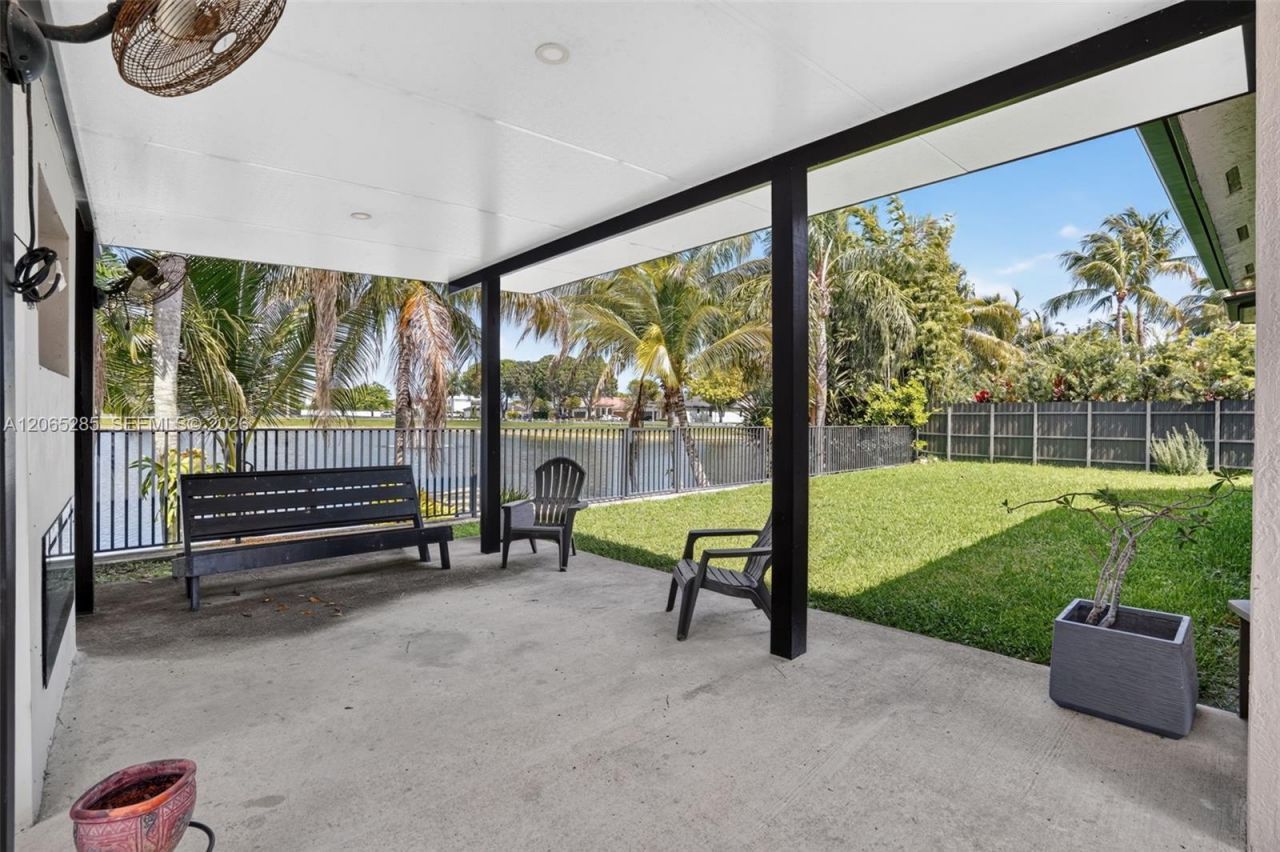 1458 SW 150th Ave, Miami, FL 33194 Photo