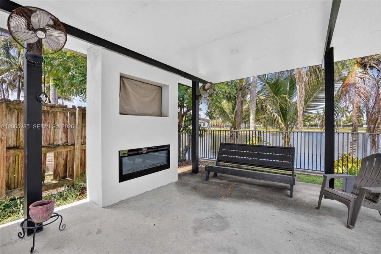 1458 SW 150th Ave, Miami, FL 33194 Photo