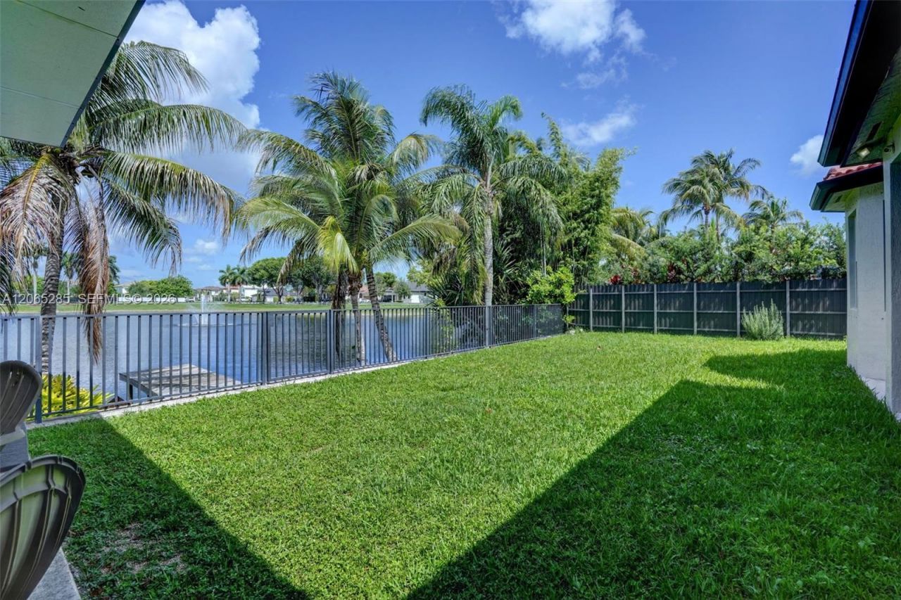 1458 SW 150th Ave, Miami, FL 33194 Photo