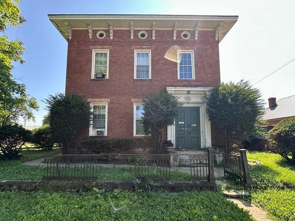 133 N High Street, Chillicothe, OH 45601