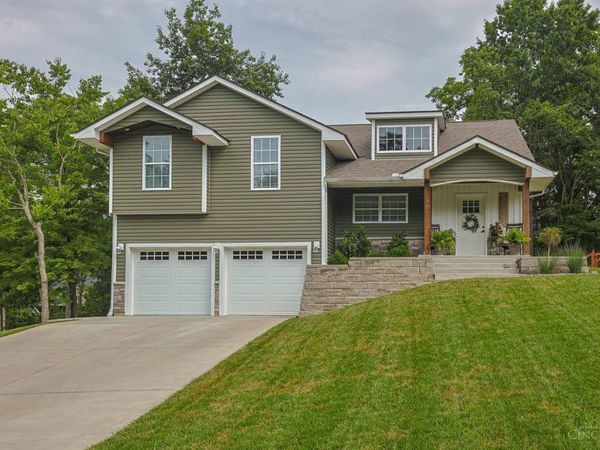 1698 Fieldcrest Drive, Lawrenceburg, IN 47025