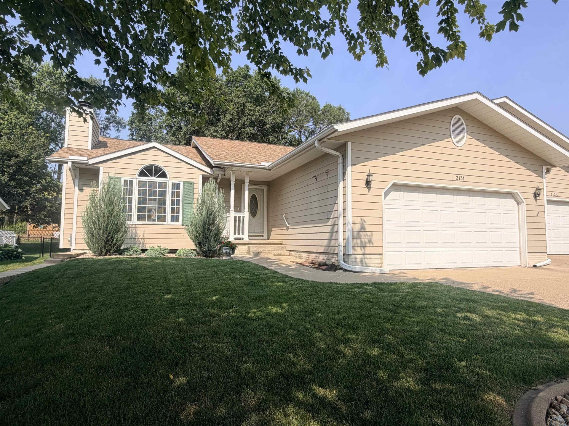 3131 Glen Oaks Blvd, Sioux City, IA 51104 Main Photo