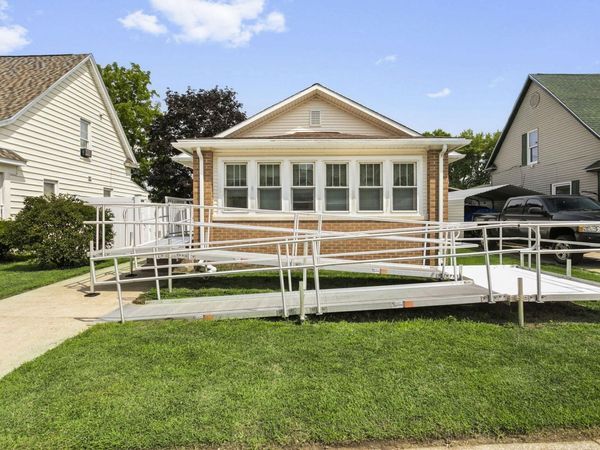 1518 E 3rd Street, Mishawaka, IN 46544
