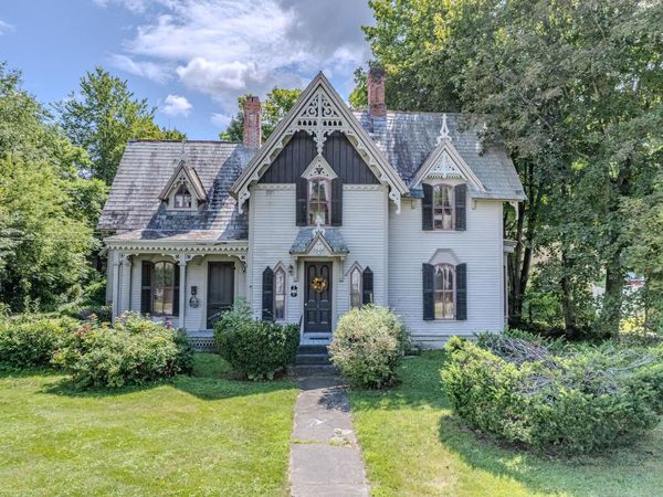 261 Church Street, Poultney, VT 05764