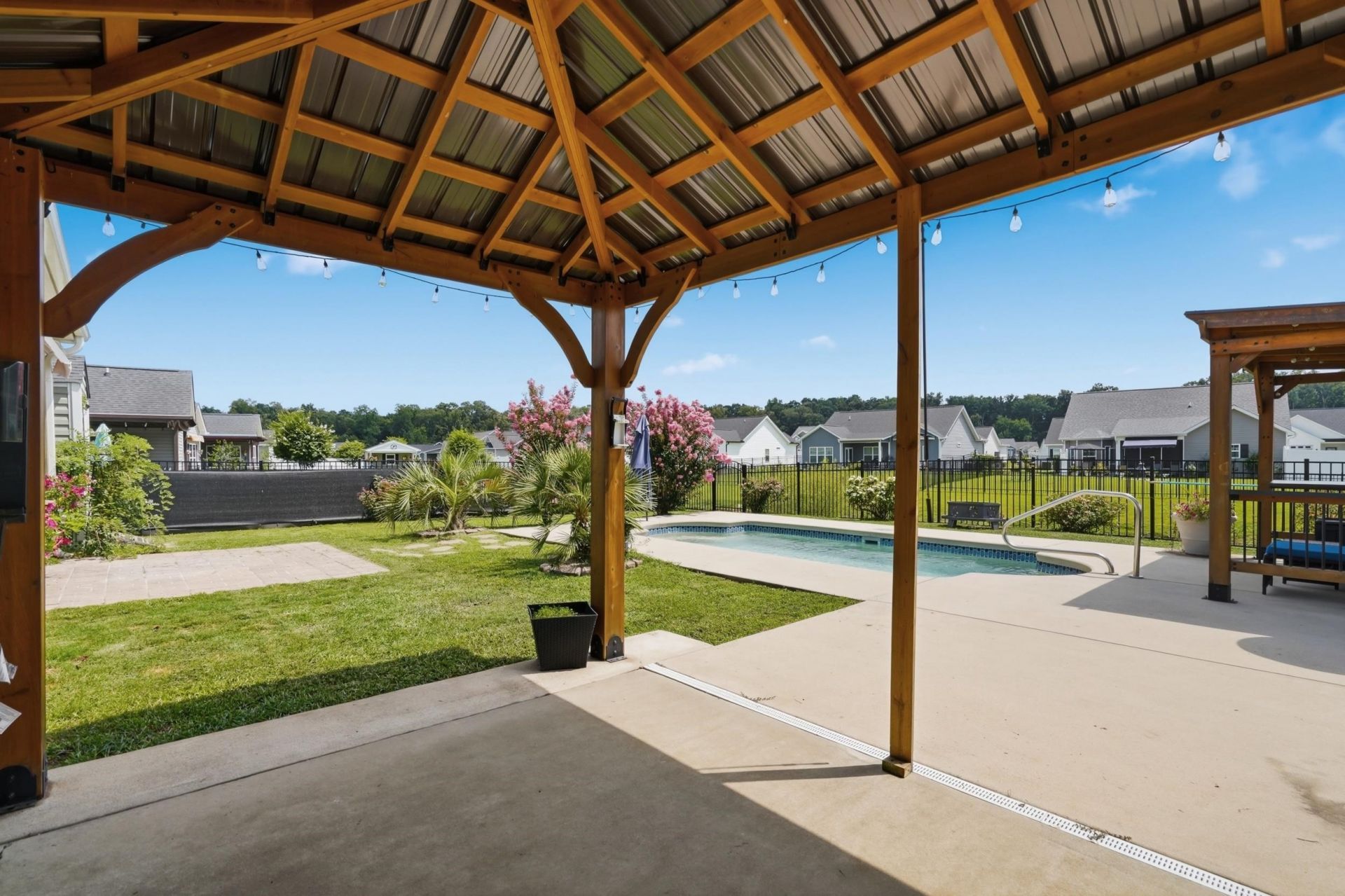 154 Springtide Dr. Photo 28