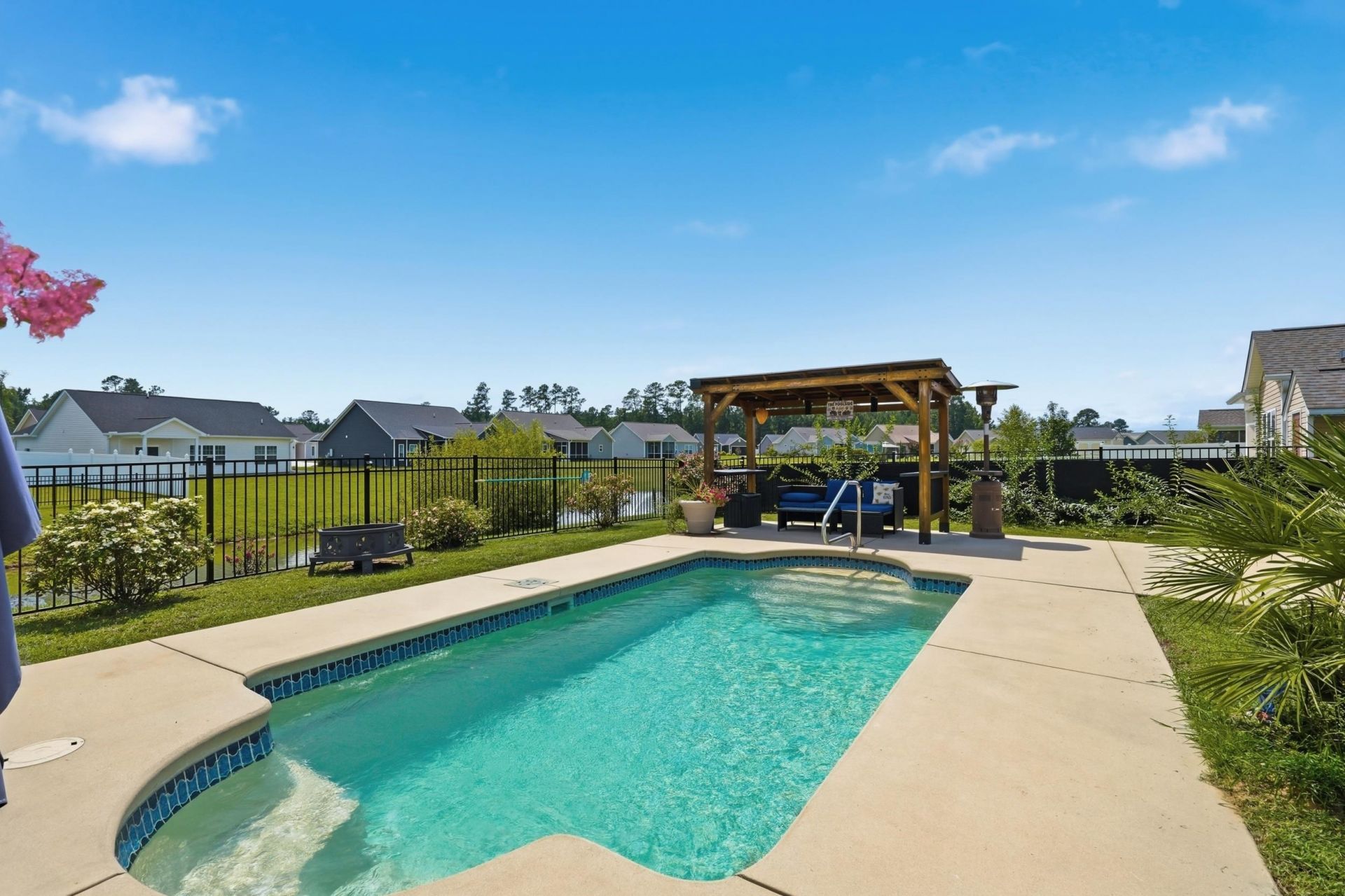 154 Springtide Dr. Photo 31