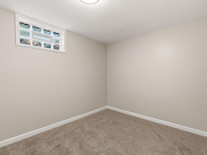 1074 Grandon Avenue, Columbus, OH 43209 Photo 19