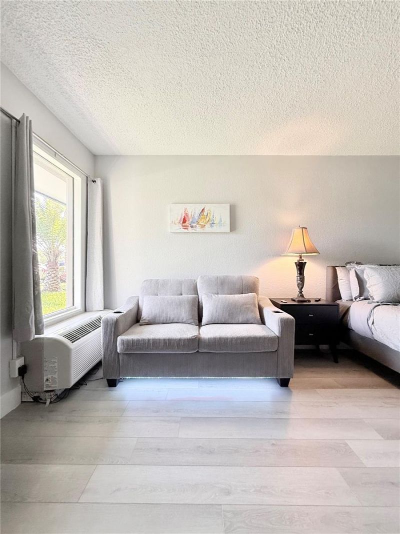 7150 N Tamiami Trail, Unit C126, Sarasota, FL 34243 Photo