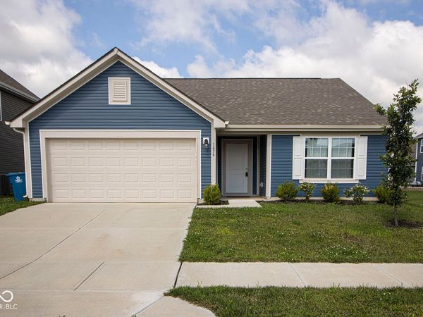 1476 Paper Birch Drive, Sheridan, IN 46069