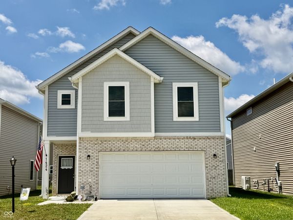 1424 Wigwam Lane , Martinsville, IN 46151