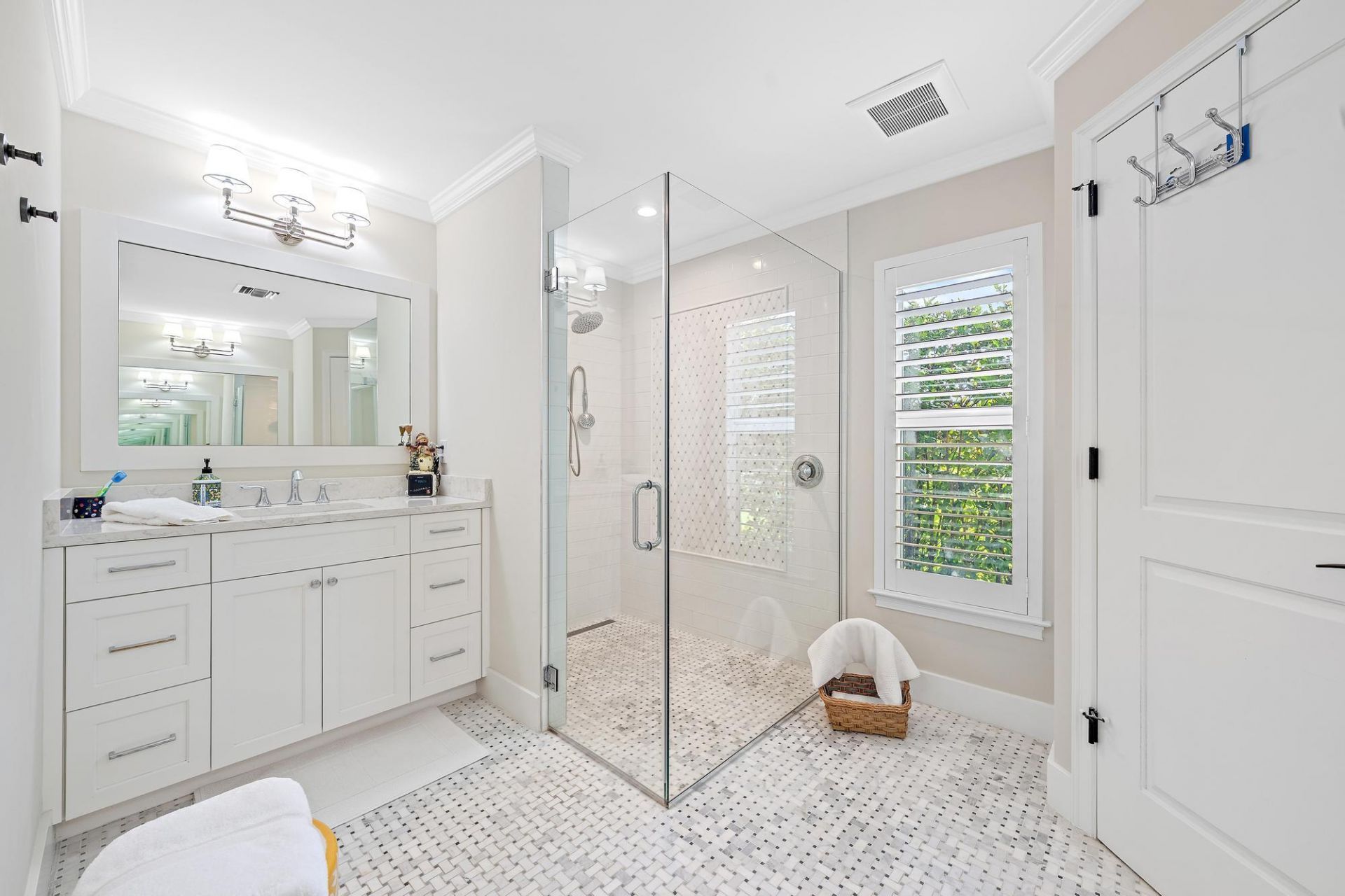 11785 Lake Shore Place, North Palm Beach, FL 33408 Photo