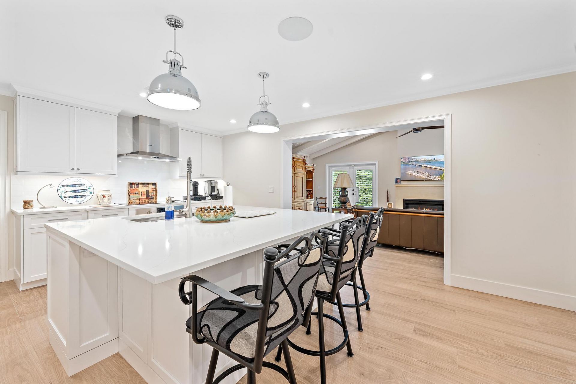 11785 Lake Shore Place, North Palm Beach, FL 33408 Photo