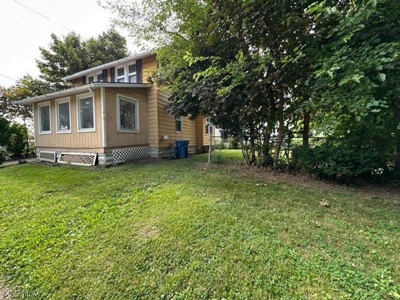 319 W 18th Street, Lorain, OH 44052 Photo 17